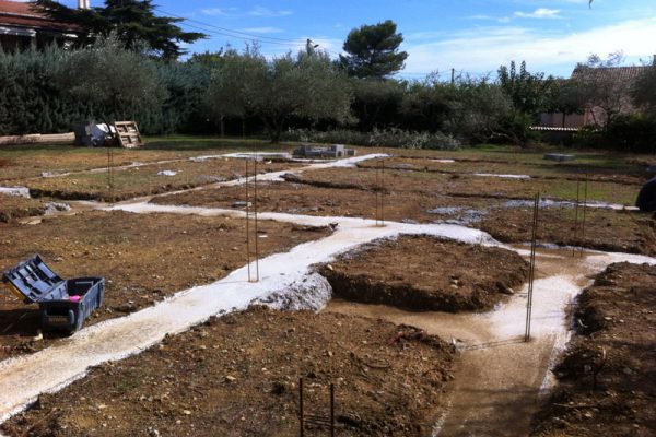 Fondations d'un immeuble coulées par C2T